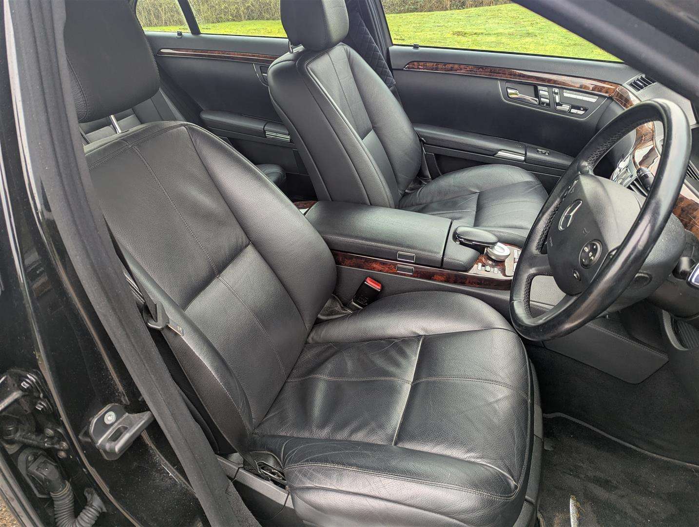 <p>2006 MERCEDES S350 AUTO</p>