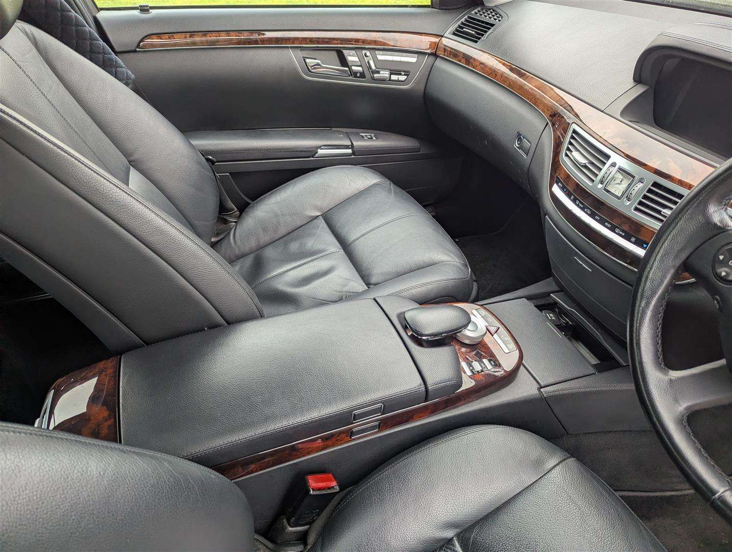 <p>2006 MERCEDES S350 AUTO</p>