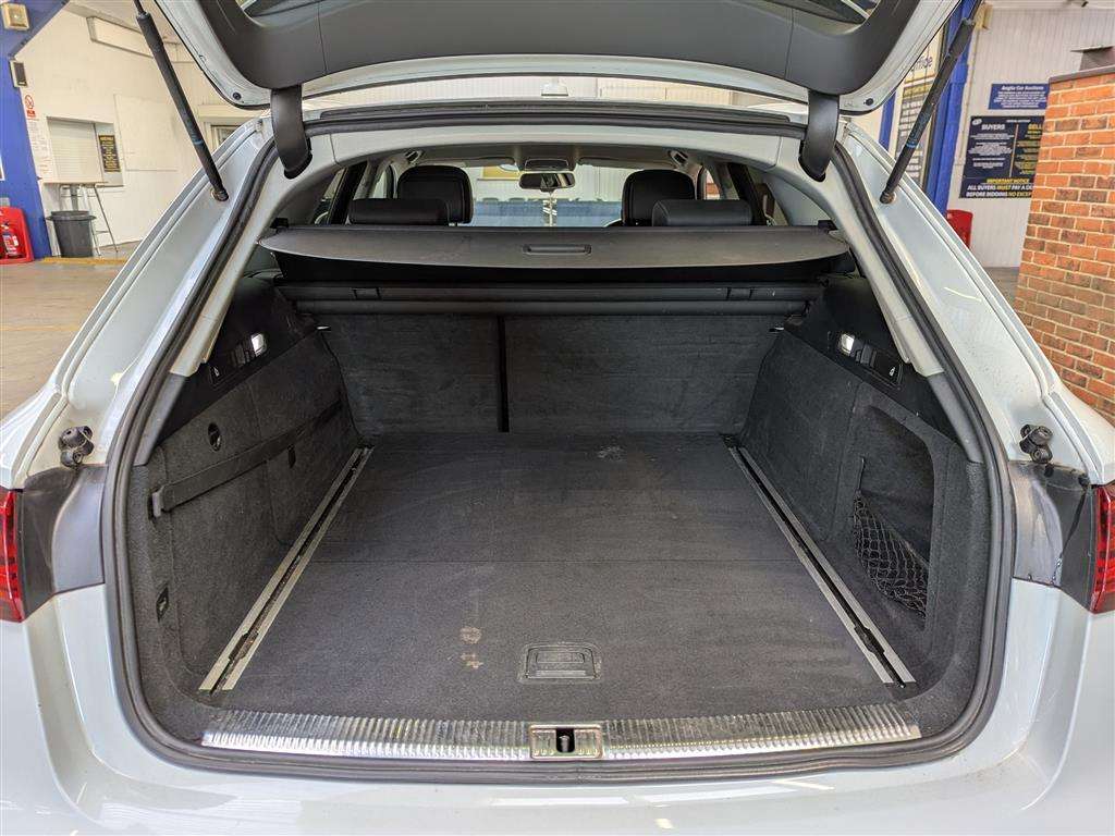 <p>2017 AUDI A6 SE EXECUTIVE TDI ULTRA</p>