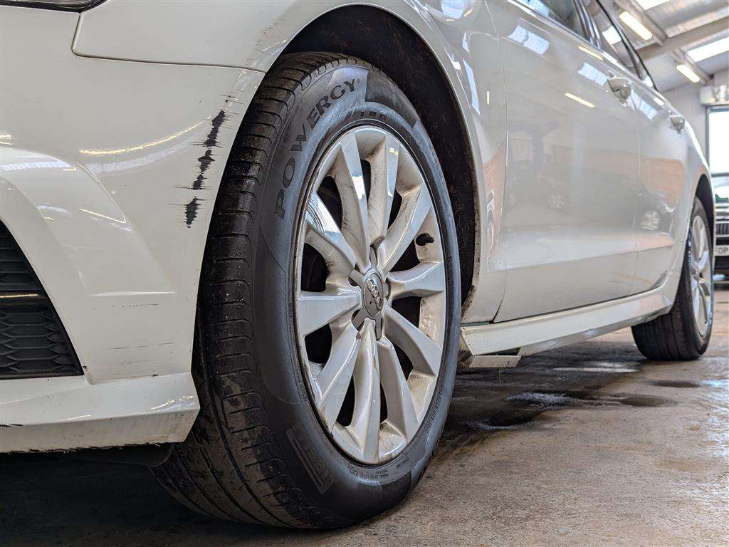 <p>2017 AUDI A6 SE EXECUTIVE TDI ULTRA</p>