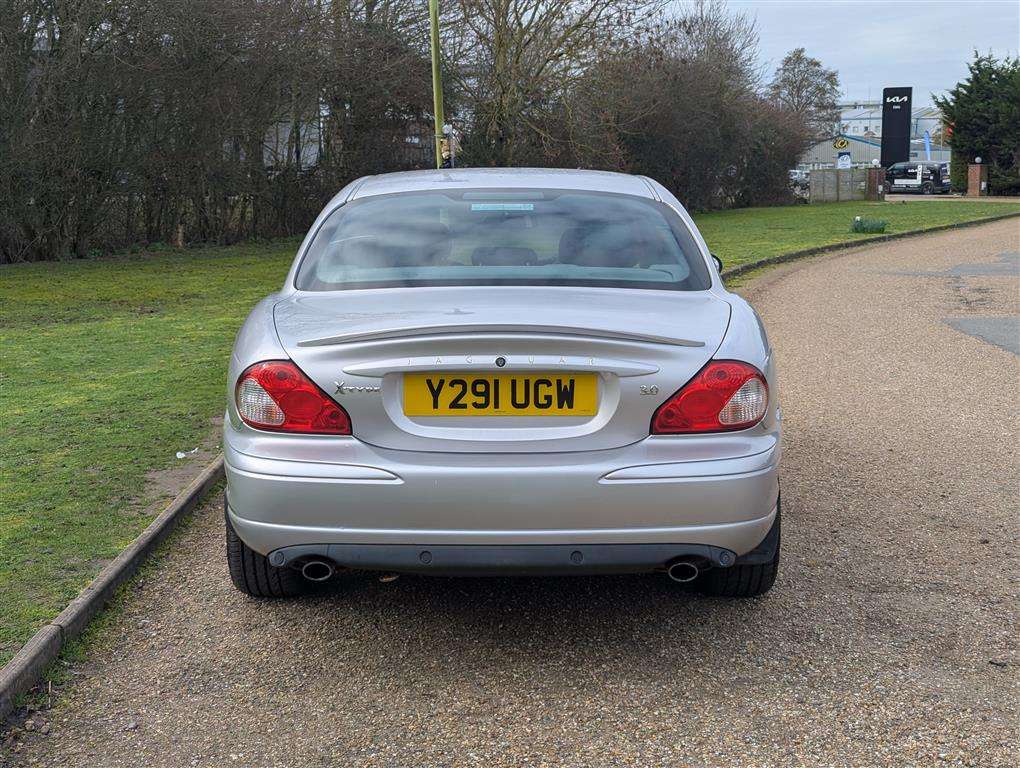 <p>2001 JAGUAR X-TYPE V6 SPORT AUTO</p>