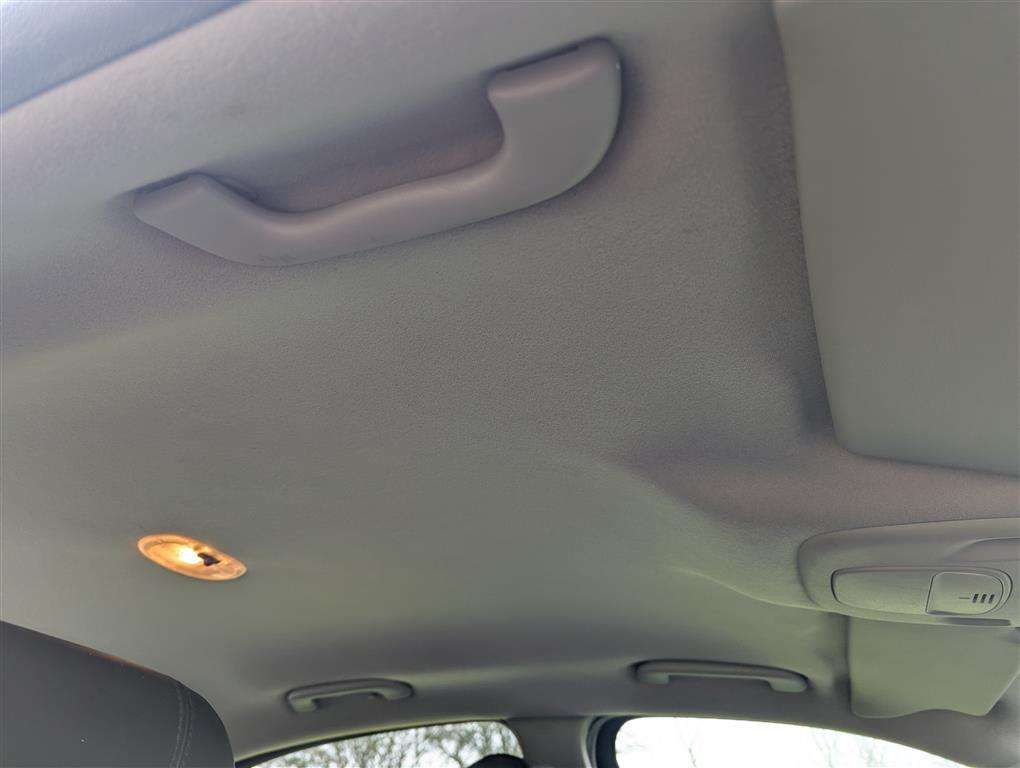 <p>2001 JAGUAR X-TYPE V6 SPORT AUTO</p>