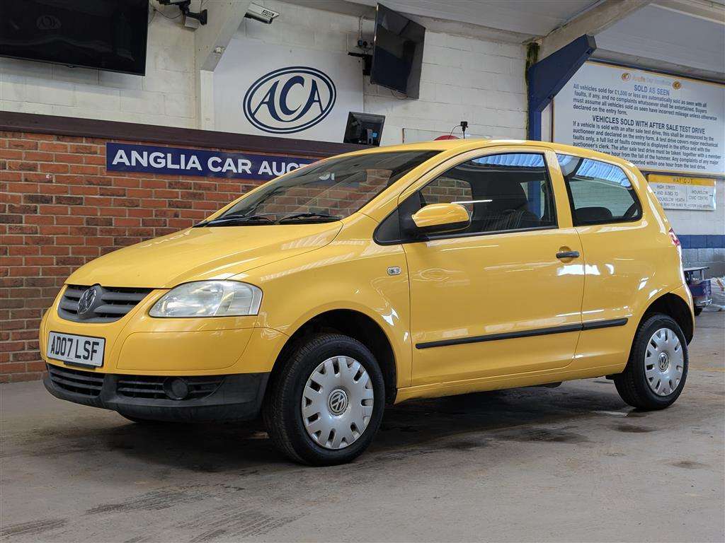 <p>2007 VOLKSWAGEN FOX 55</p>