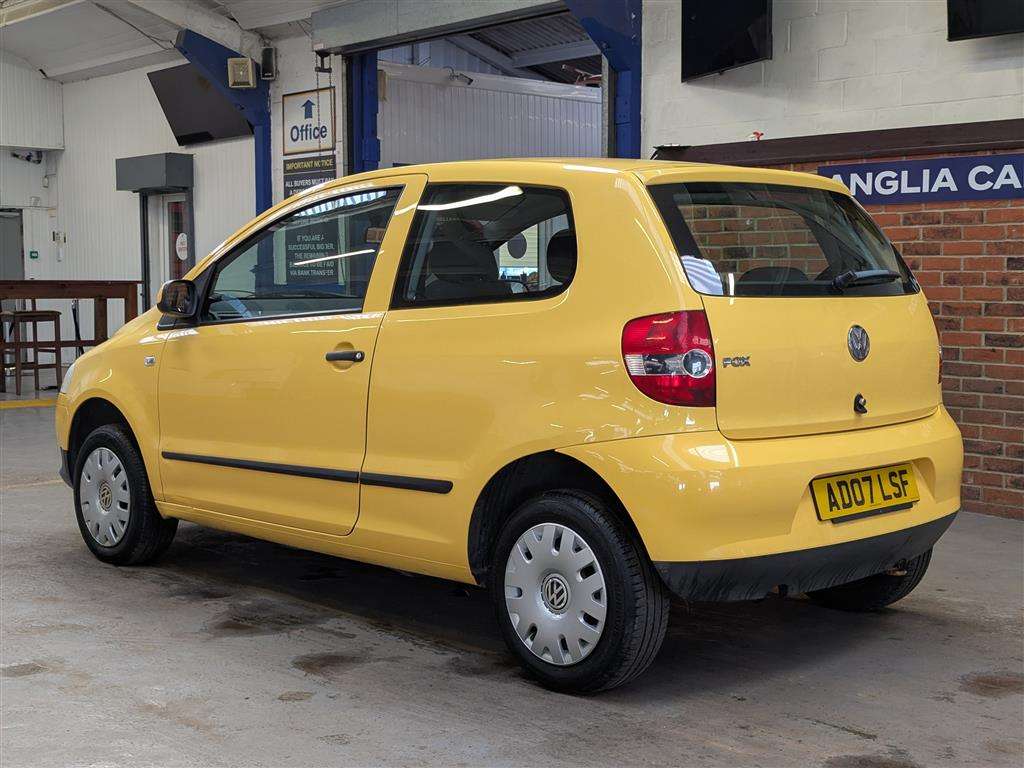 <p>2007 VOLKSWAGEN FOX 55</p>