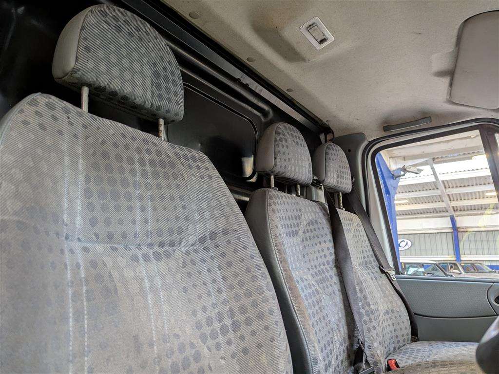 <p>2010 FORD TRANSIT 85 T260M FWD</p>