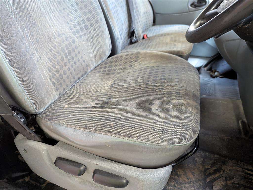 <p>2010 FORD TRANSIT 85 T260M FWD</p>