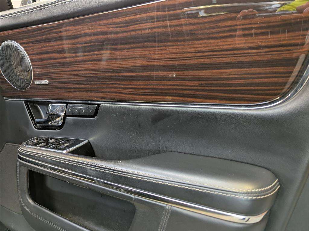 <p>2012 JAGUAR XJ PORTFOLIO V6 D AUTO</p>