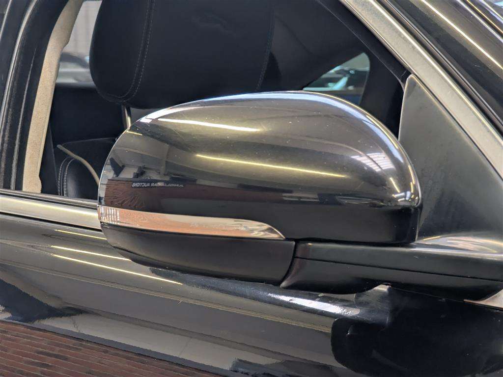 <p>2012 JAGUAR XJ PORTFOLIO V6 D AUTO</p>