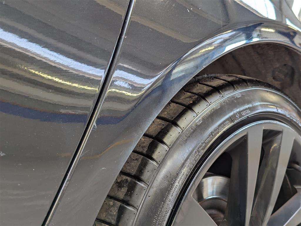 <p>2012 JAGUAR XJ PORTFOLIO V6 D AUTO</p>