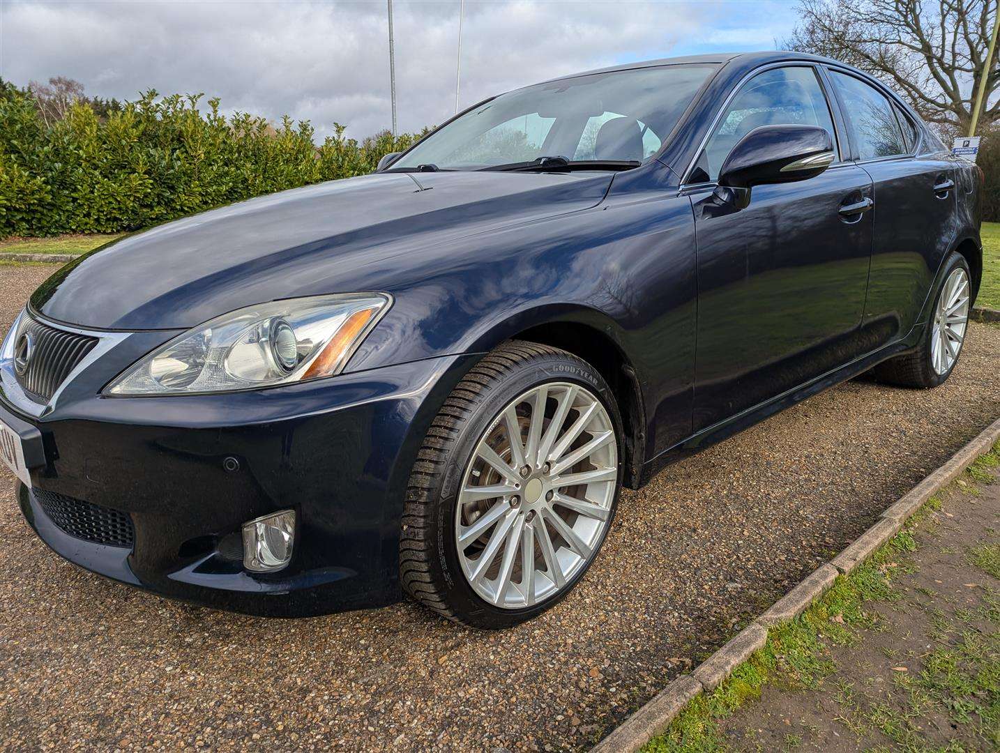 <p>2010 LEXUS IS 220D SE-I</p>