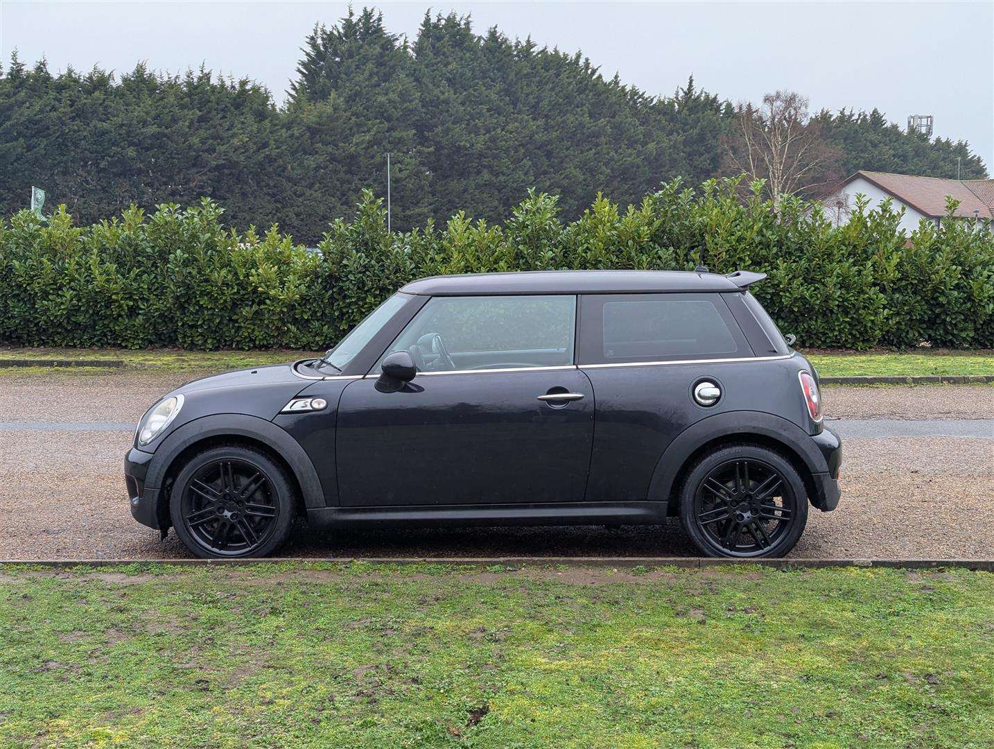 <p>2007 MINI COOPER S</p>