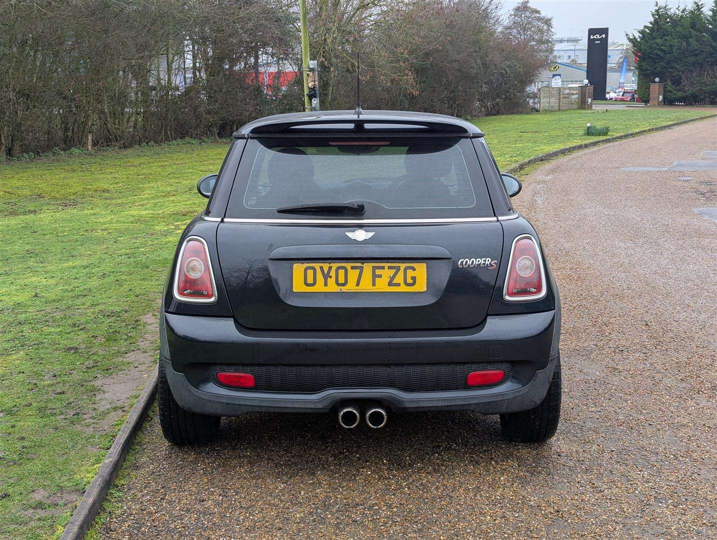 <p>2007 MINI COOPER S</p>