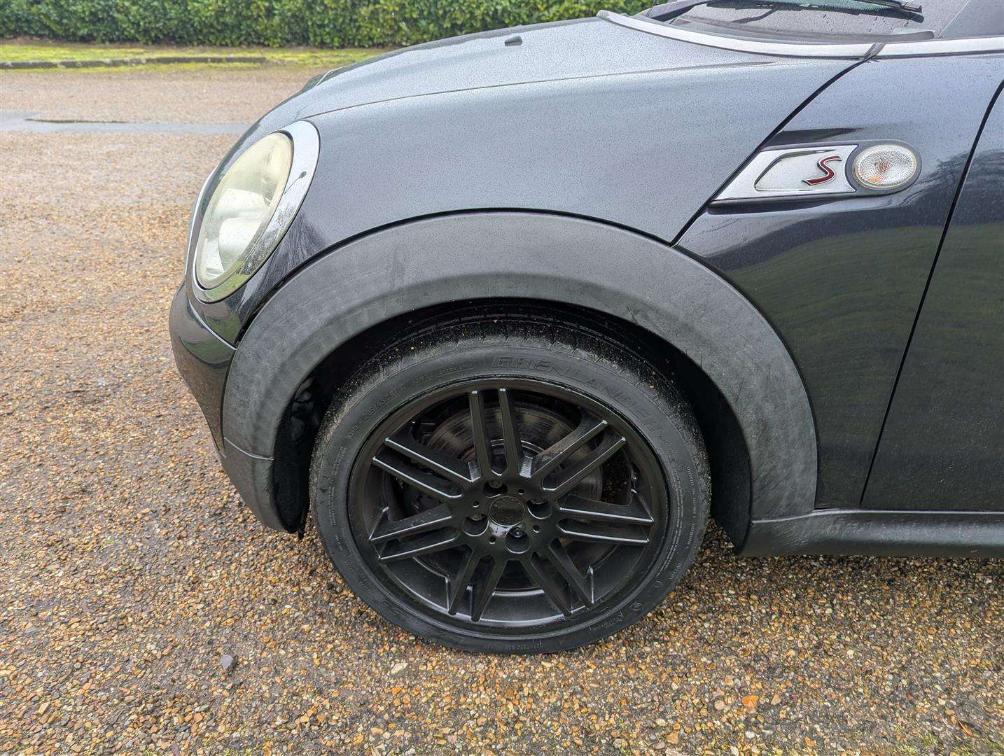 <p>2007 MINI COOPER S</p>