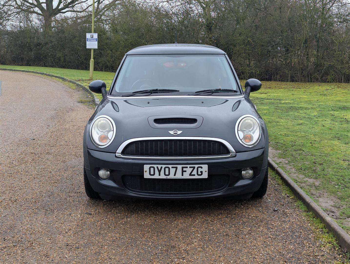 <p>2007 MINI COOPER S</p>