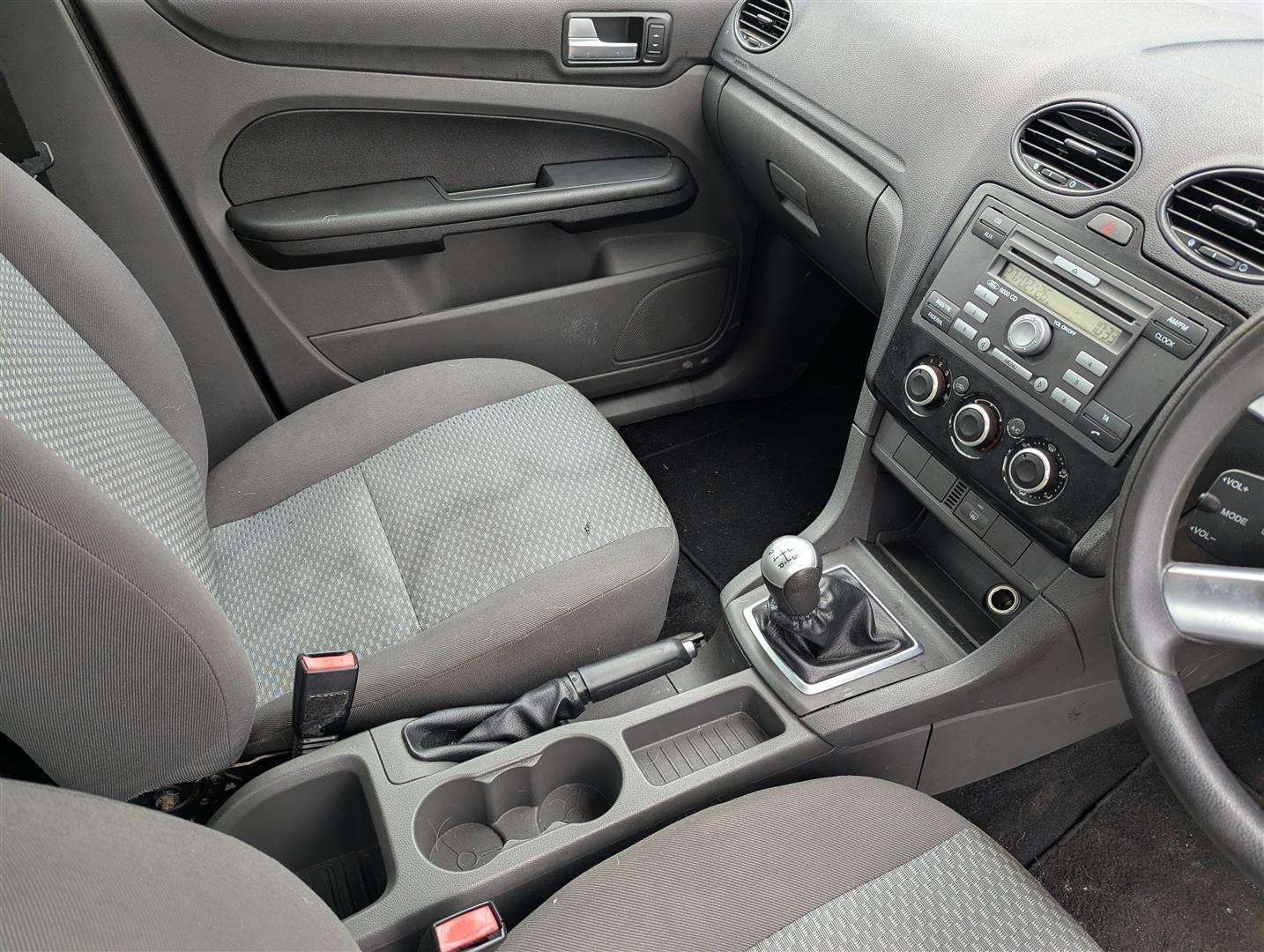 <p>2007 FORD FOCUS LX 116</p>