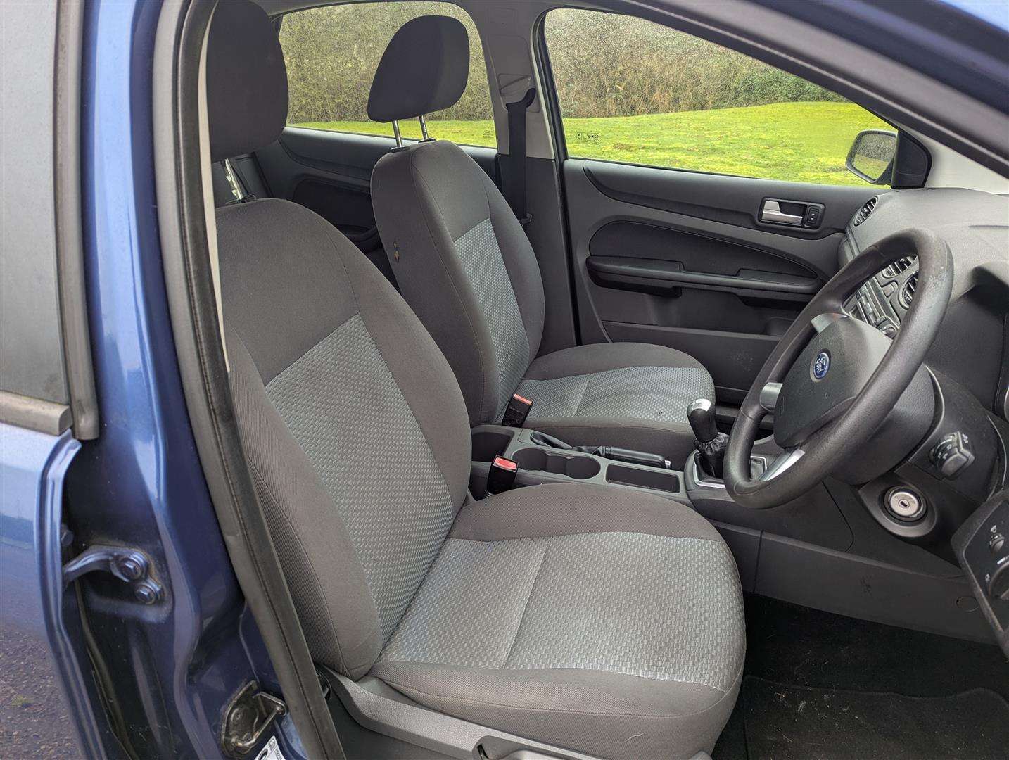 <p>2007 FORD FOCUS LX 116</p>