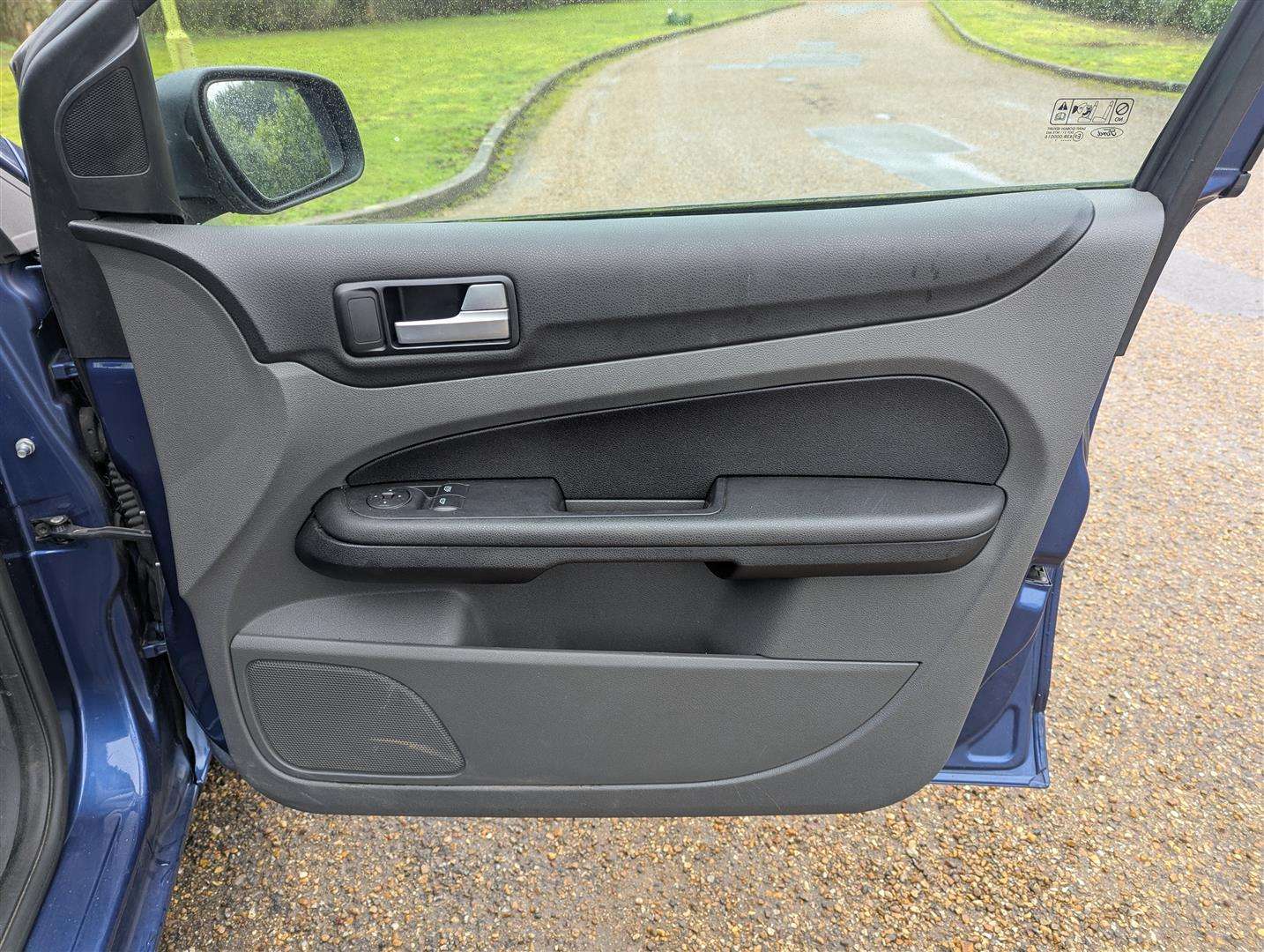 <p>2007 FORD FOCUS LX 116</p>