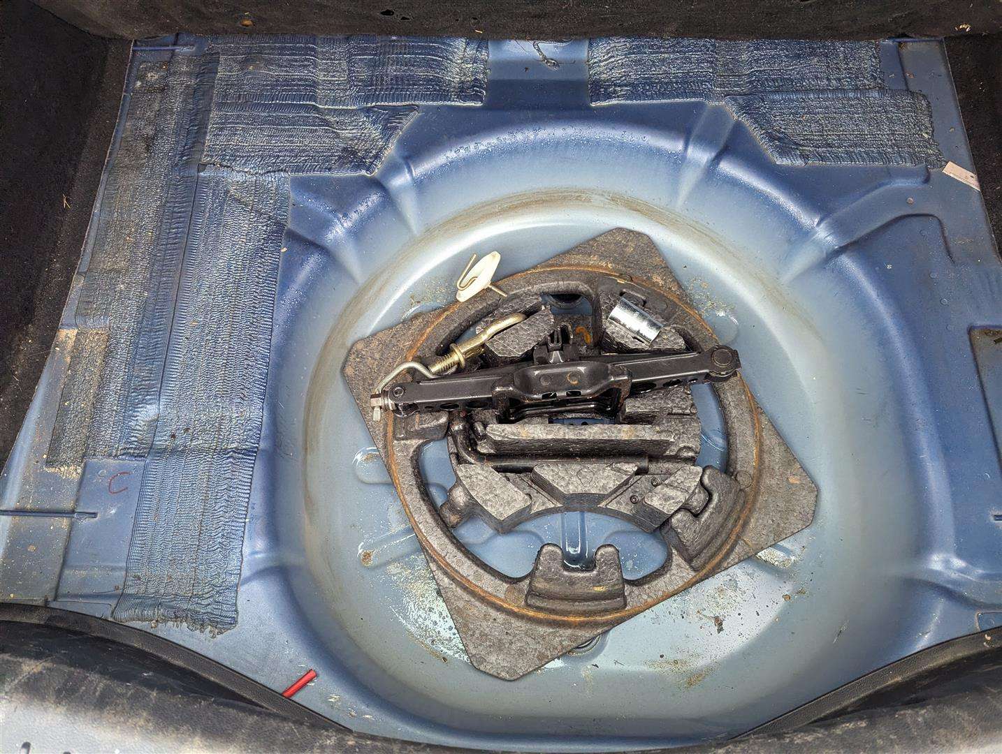 <p>2007 FORD FOCUS LX 116</p>