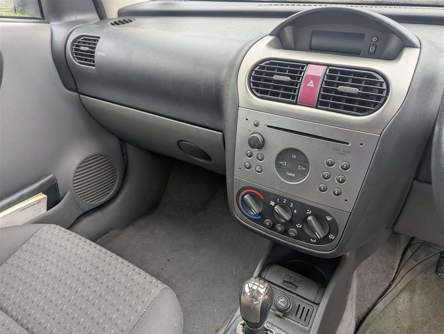 <p>2001 VAUXHALL CORSA SXI 16V</p>