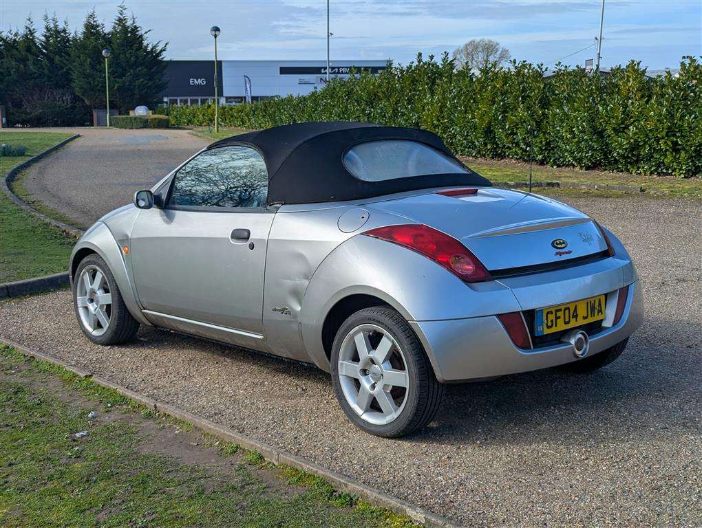 <p>2004 FORD STREETKA LUXURY</p>