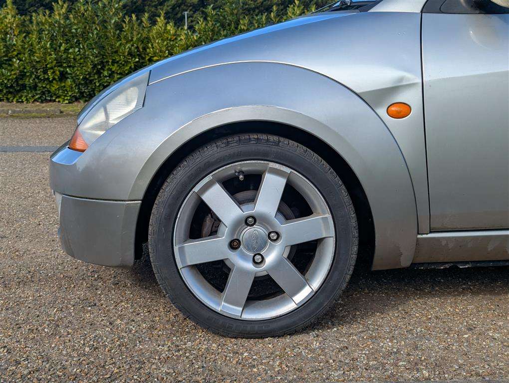 <p>2004 FORD STREETKA LUXURY</p>