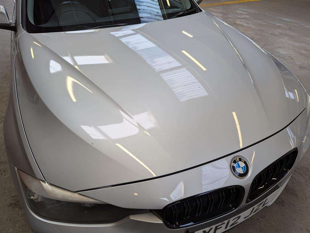 <p>2012 BMW 320D SPORT</p>