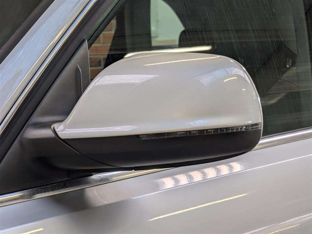 <p>2013 AUDI Q5 SE TDI QUATTRO AUTO</p>