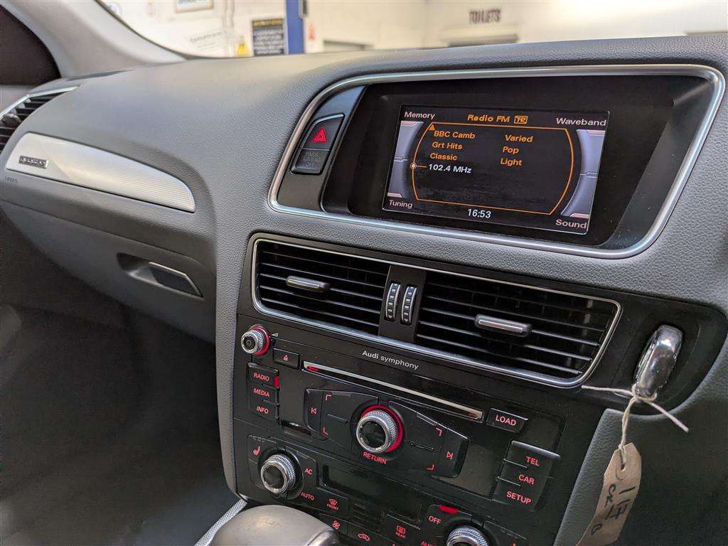 <p>2013 AUDI Q5 SE TDI QUATTRO AUTO</p>