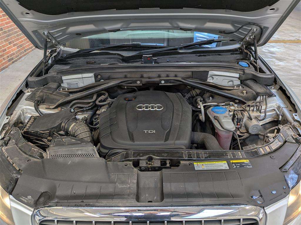 <p>2013 AUDI Q5 SE TDI QUATTRO AUTO</p>