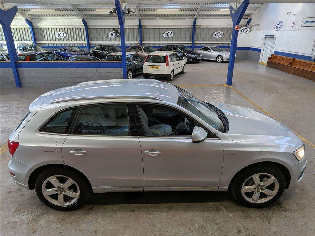 <p>2013 AUDI Q5 SE TDI QUATTRO AUTO</p>