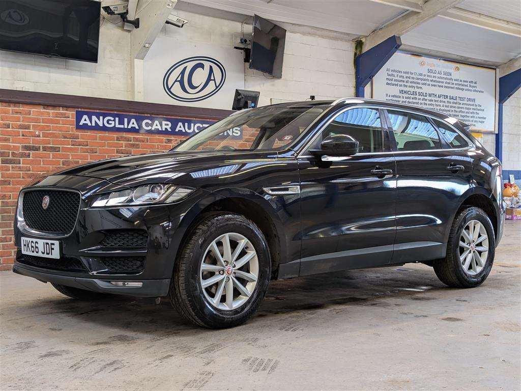 <p>2016 JAGUAR F-PACE PRESTIGE AWD D AUT</p>
