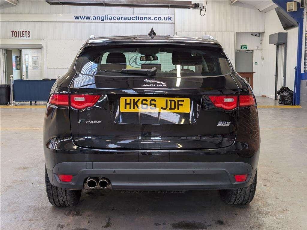 <p>2016 JAGUAR F-PACE PRESTIGE AWD D AUT</p>