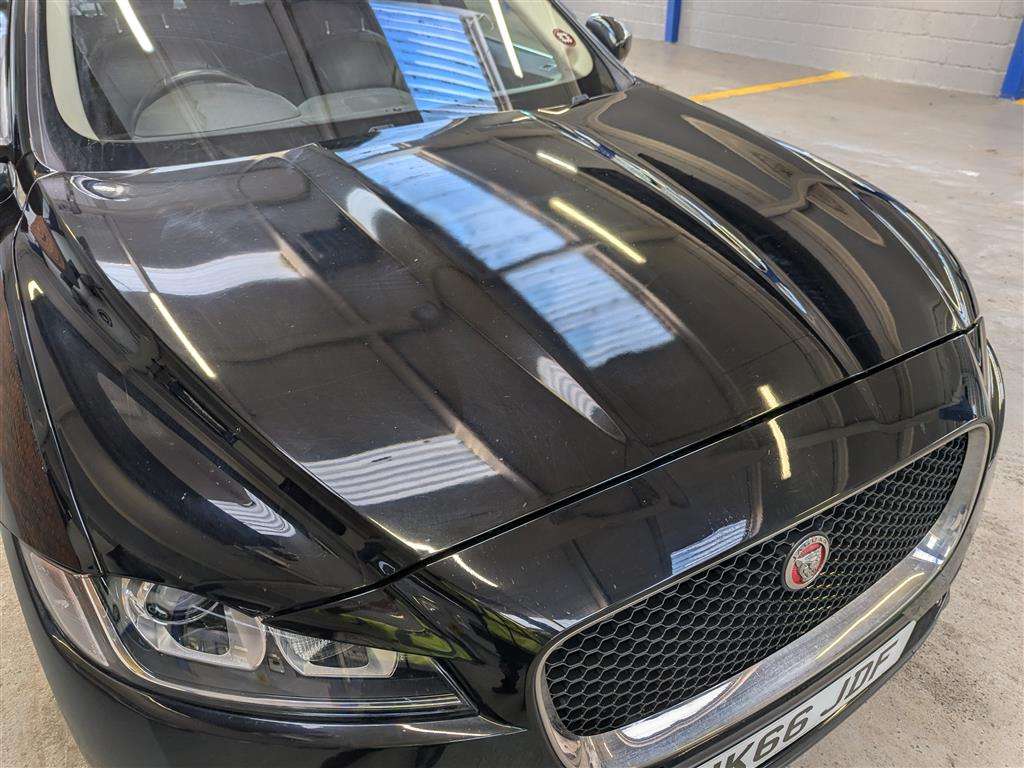 <p>2016 JAGUAR F-PACE PRESTIGE AWD D AUT</p>