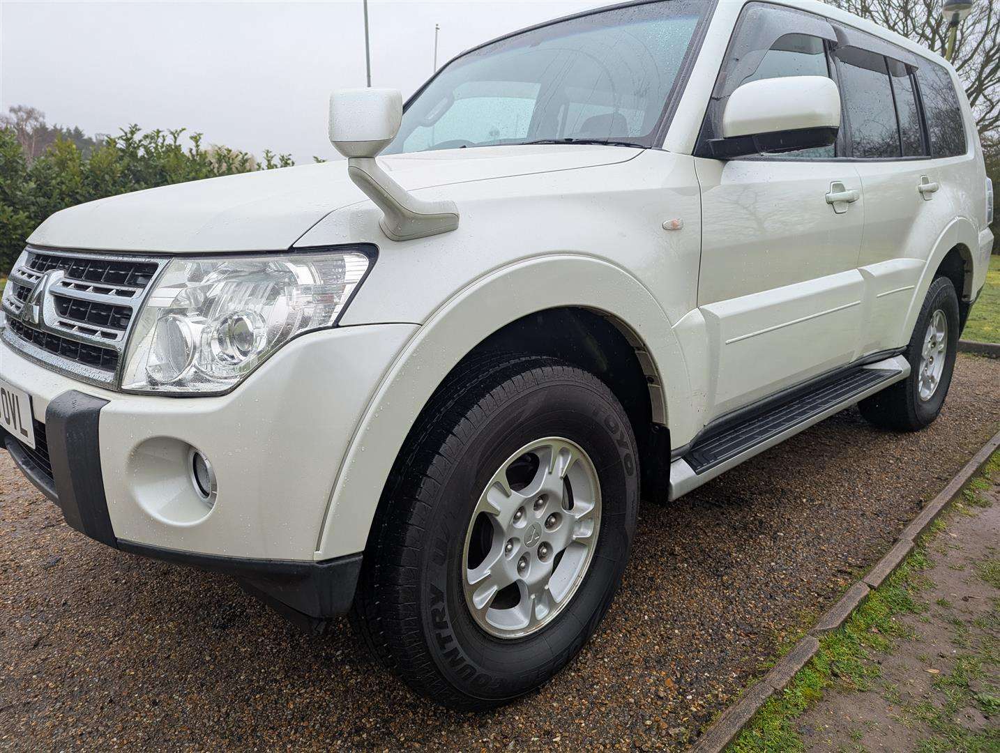 <p>2009 MITSUBISHI</p>