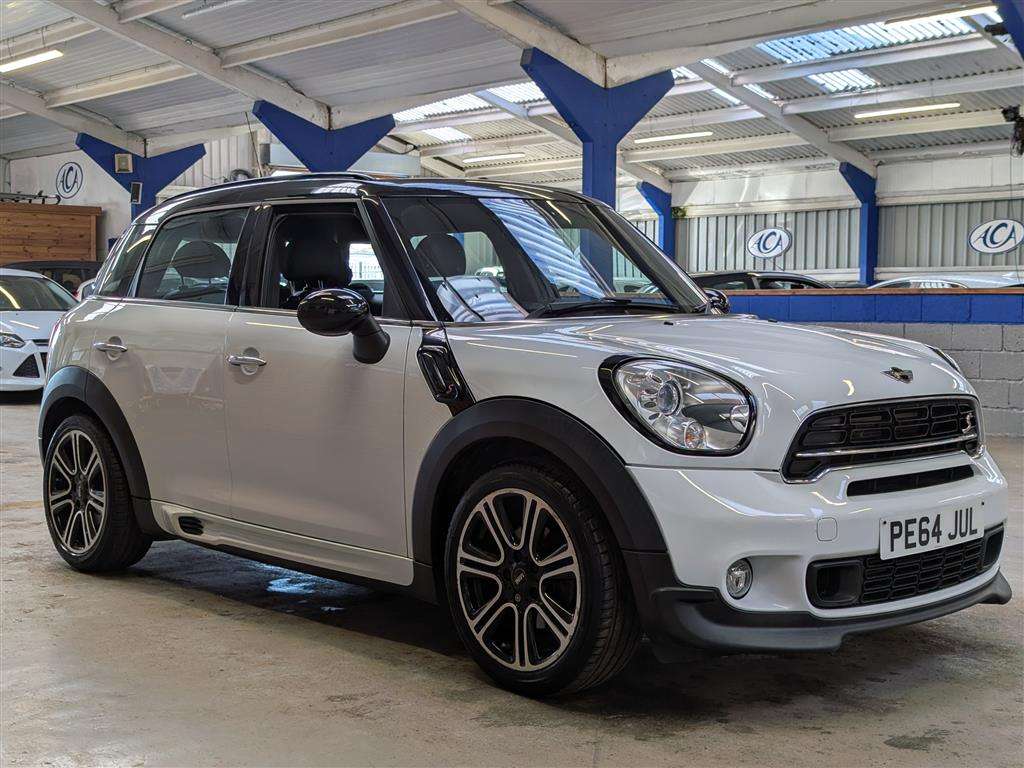 <p>2014 MINI COUNTRYMAN COOPER SD AUTO</p>