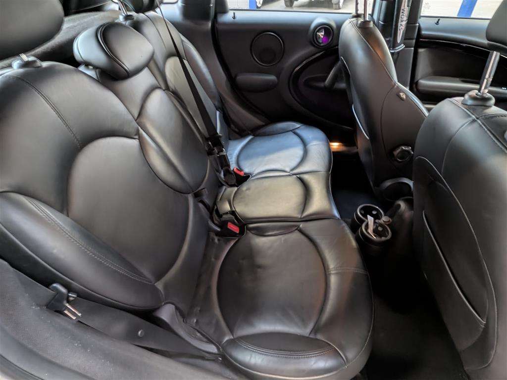 <p>2014 MINI COUNTRYMAN COOPER SD AUTO</p>