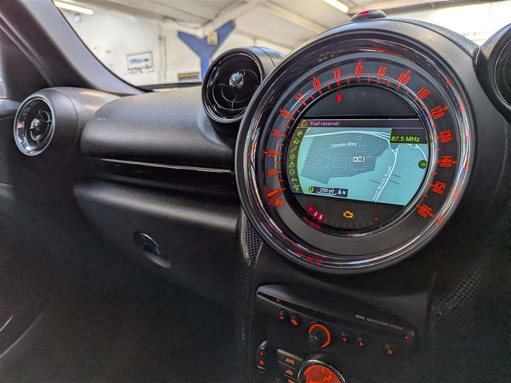 <p>2014 MINI COUNTRYMAN COOPER SD AUTO</p>