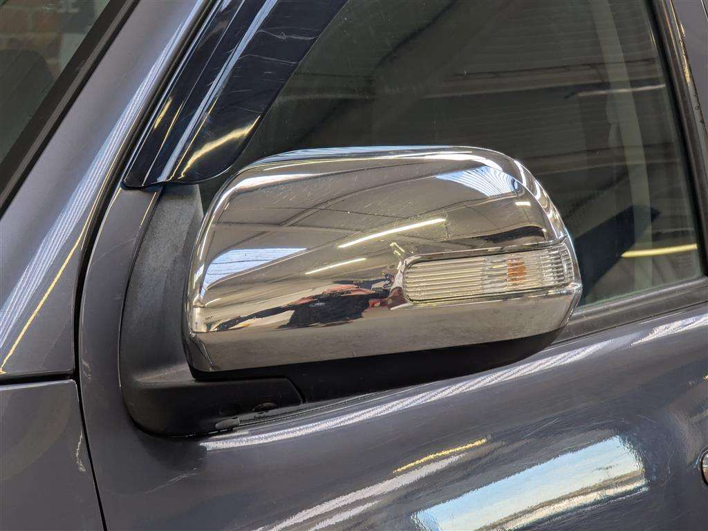 <p>2012 TOYOTA HILUX INVINCIBLE D-4D 4X4</p>