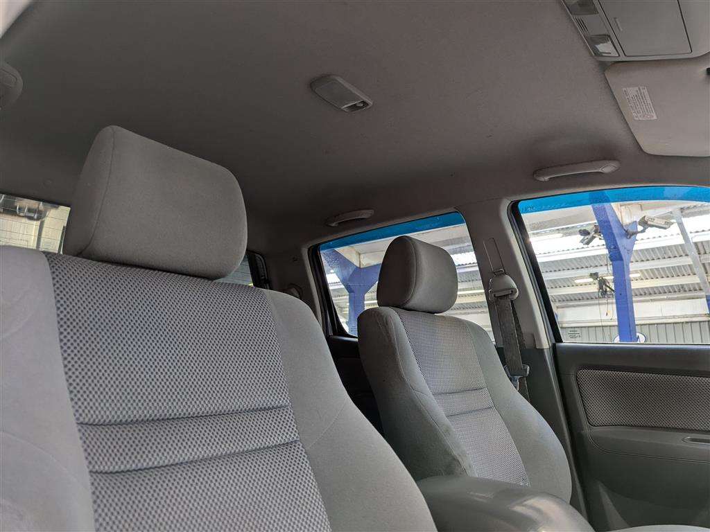 <p>2012 TOYOTA HILUX INVINCIBLE D-4D 4X4</p>