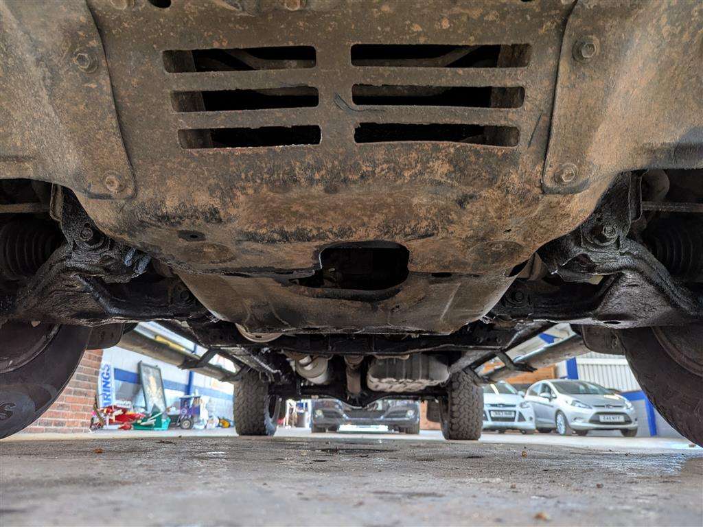 <p>2012 TOYOTA HILUX INVINCIBLE D-4D 4X4</p>