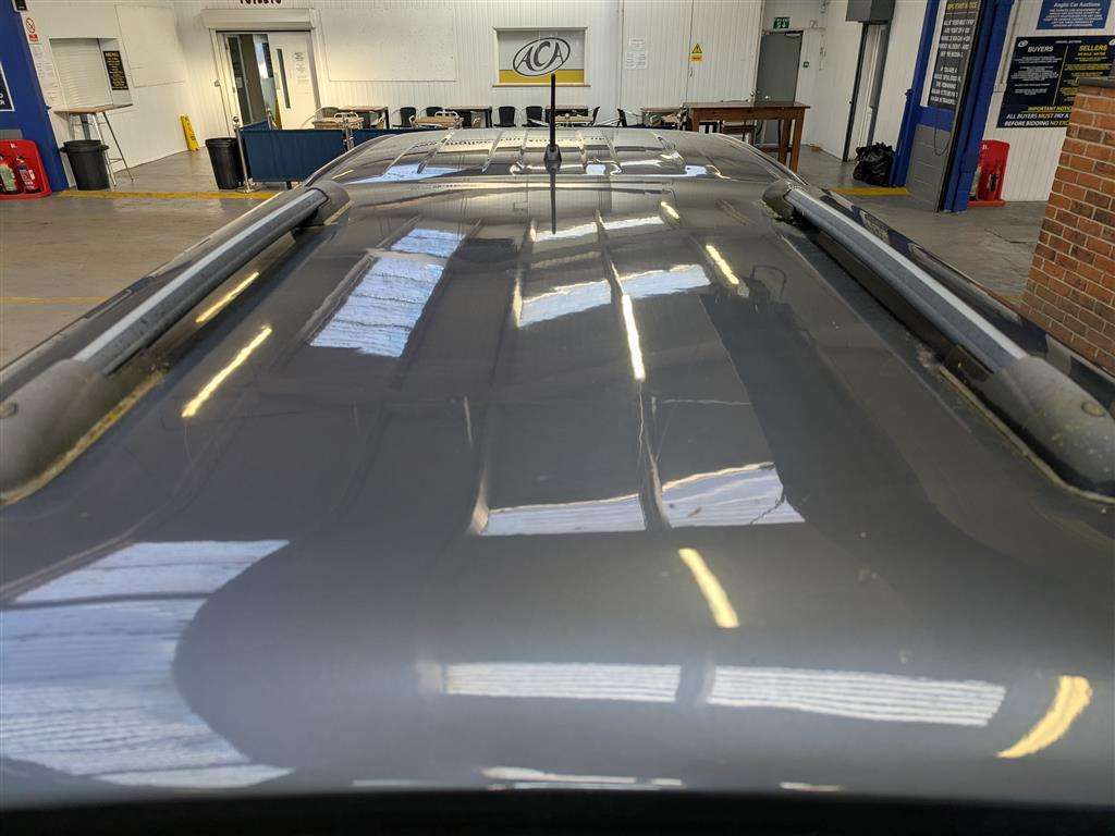 <p>2012 TOYOTA HILUX INVINCIBLE D-4D 4X4</p>