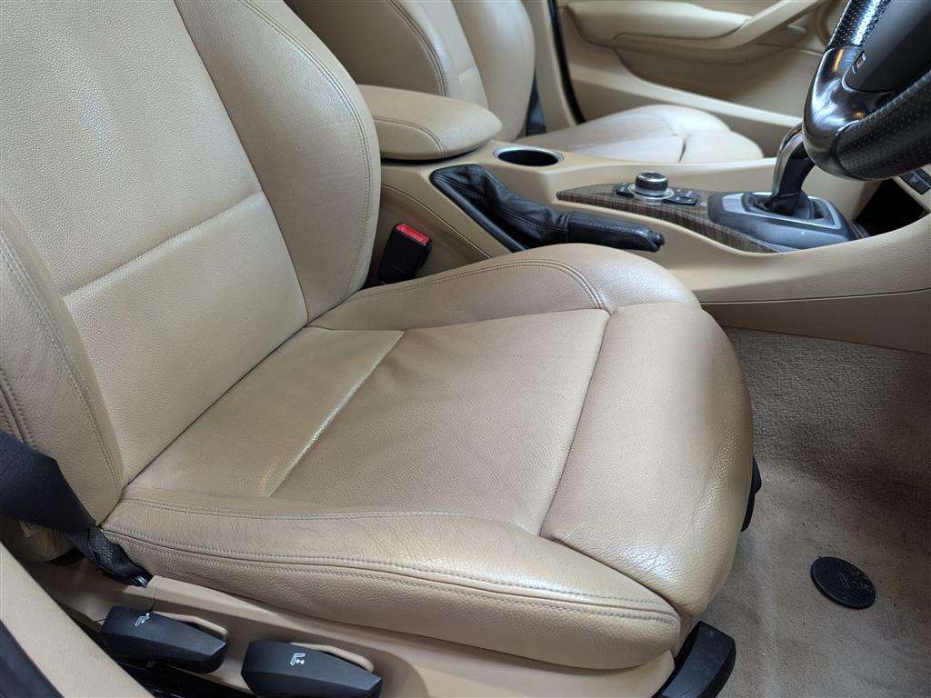 <p>2014 BMW X1 SDRIVE18D M SPORT AUTO</p>