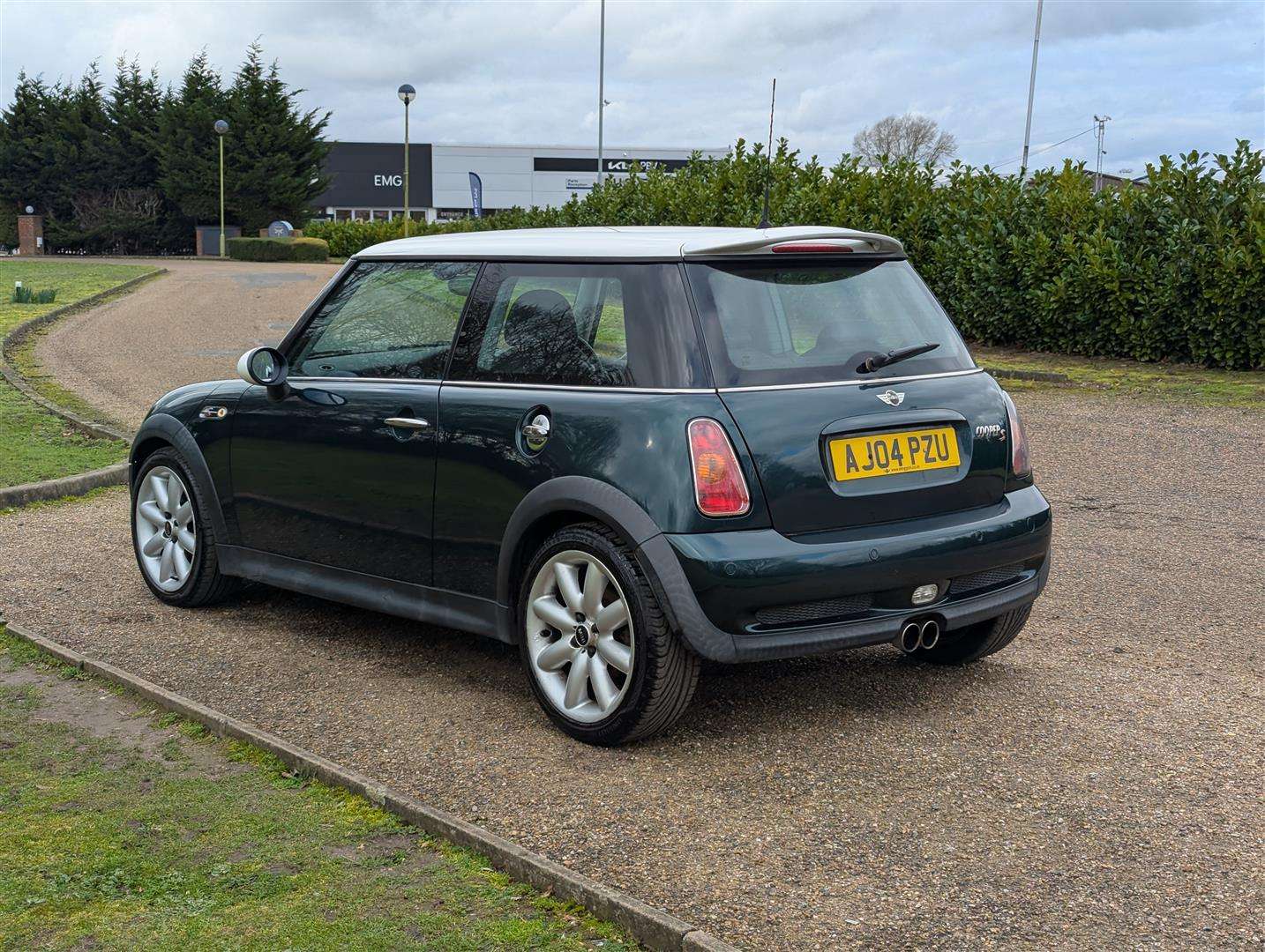 <p>2004 MINI MINI COOPER S</p>