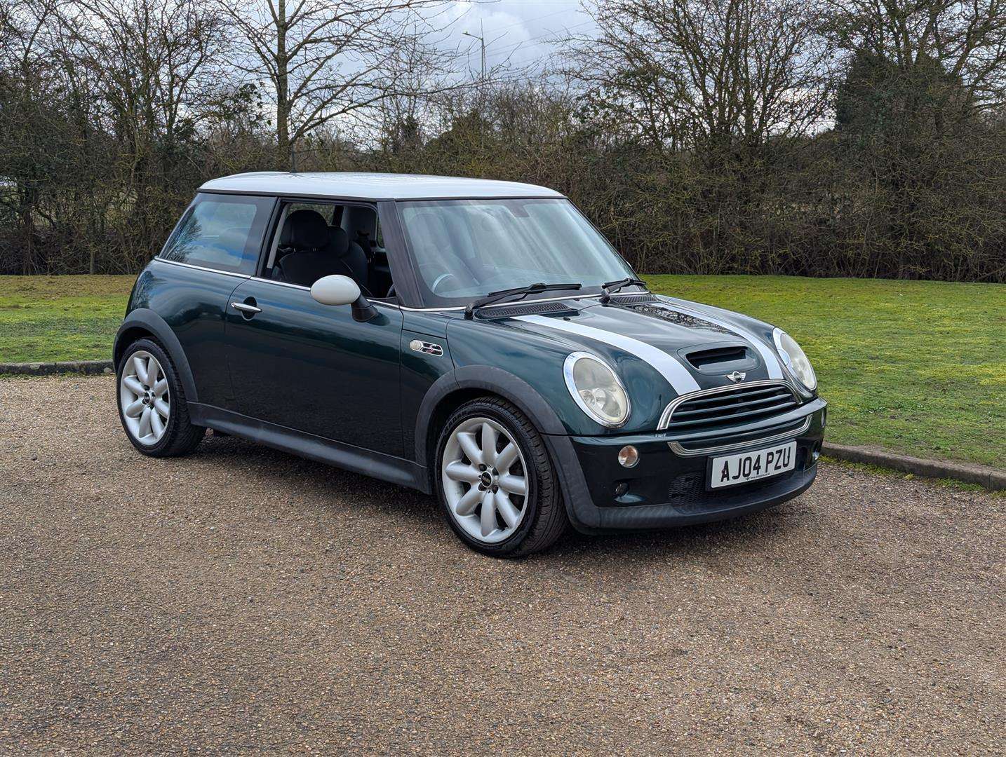 <p>2004 MINI MINI COOPER S</p>