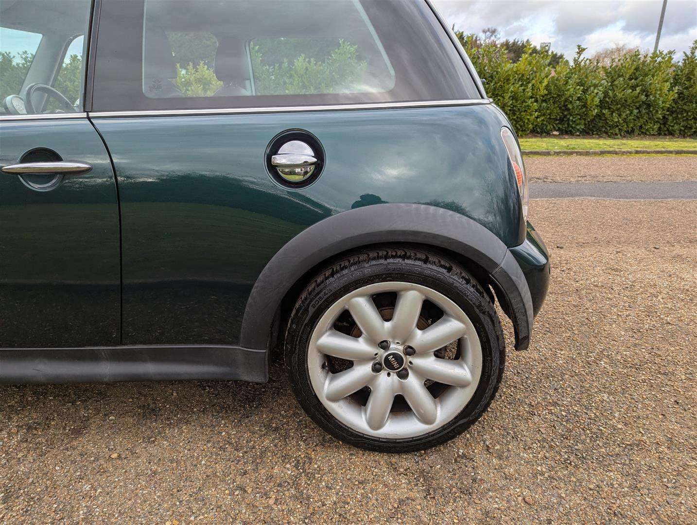 <p>2004 MINI MINI COOPER S</p>