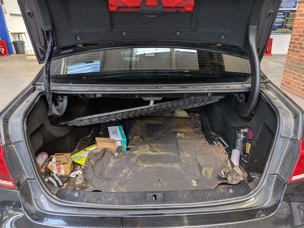 <p>2011 MERCEDES-BENZ E350 SPT CDI BLUECY 265 A</p>