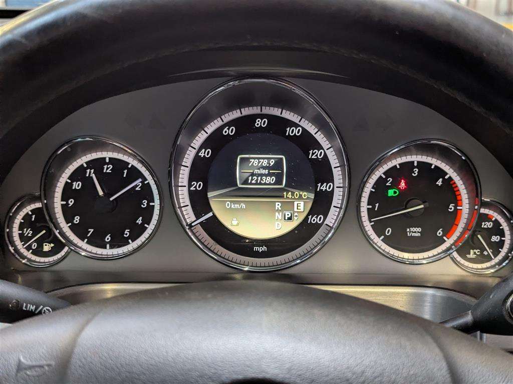 <p>2011 MERCEDES-BENZ E350 SPT CDI BLUECY 265 A</p>