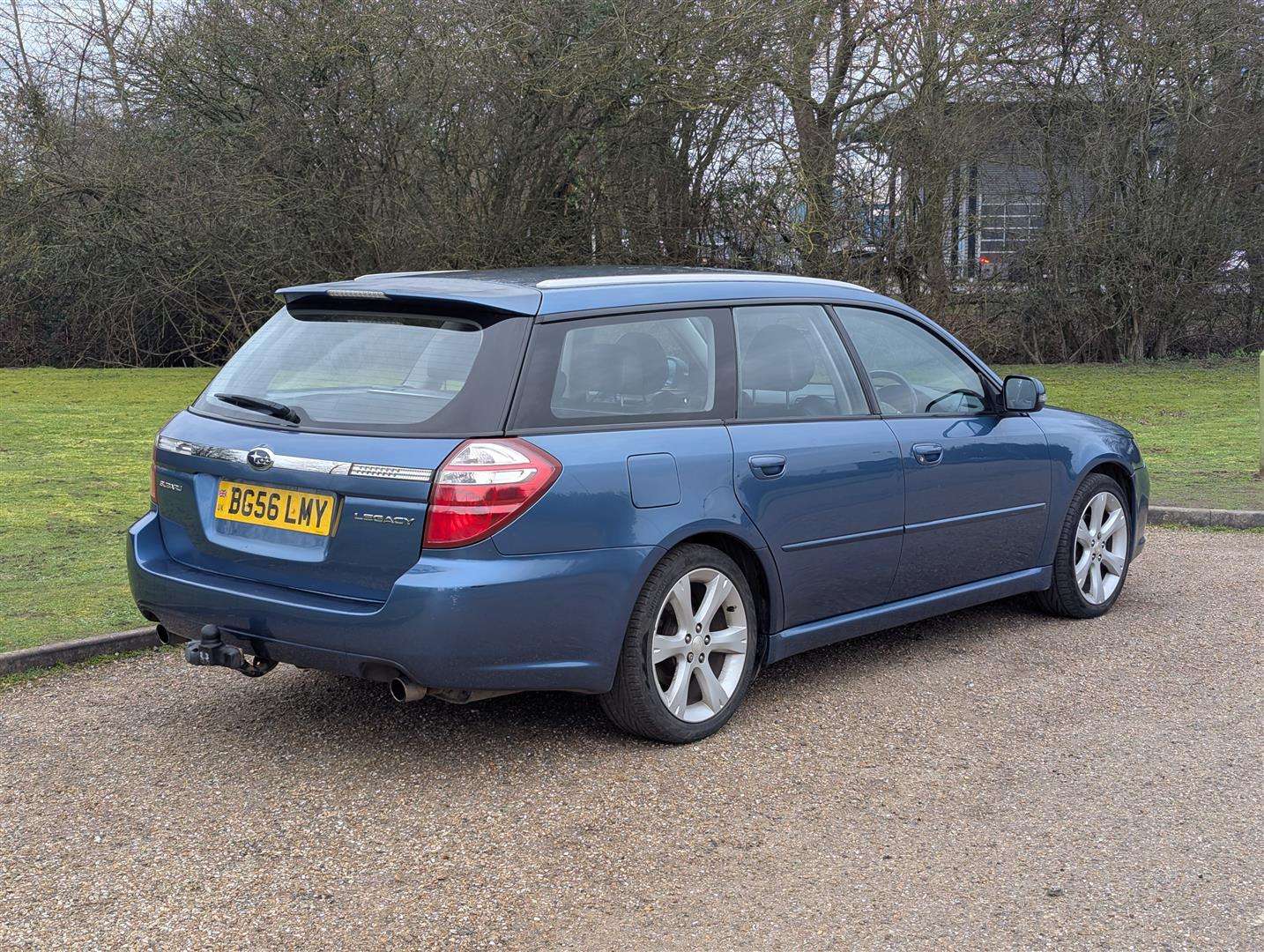 <p>2006 SUBARU LEGACY RE</p>