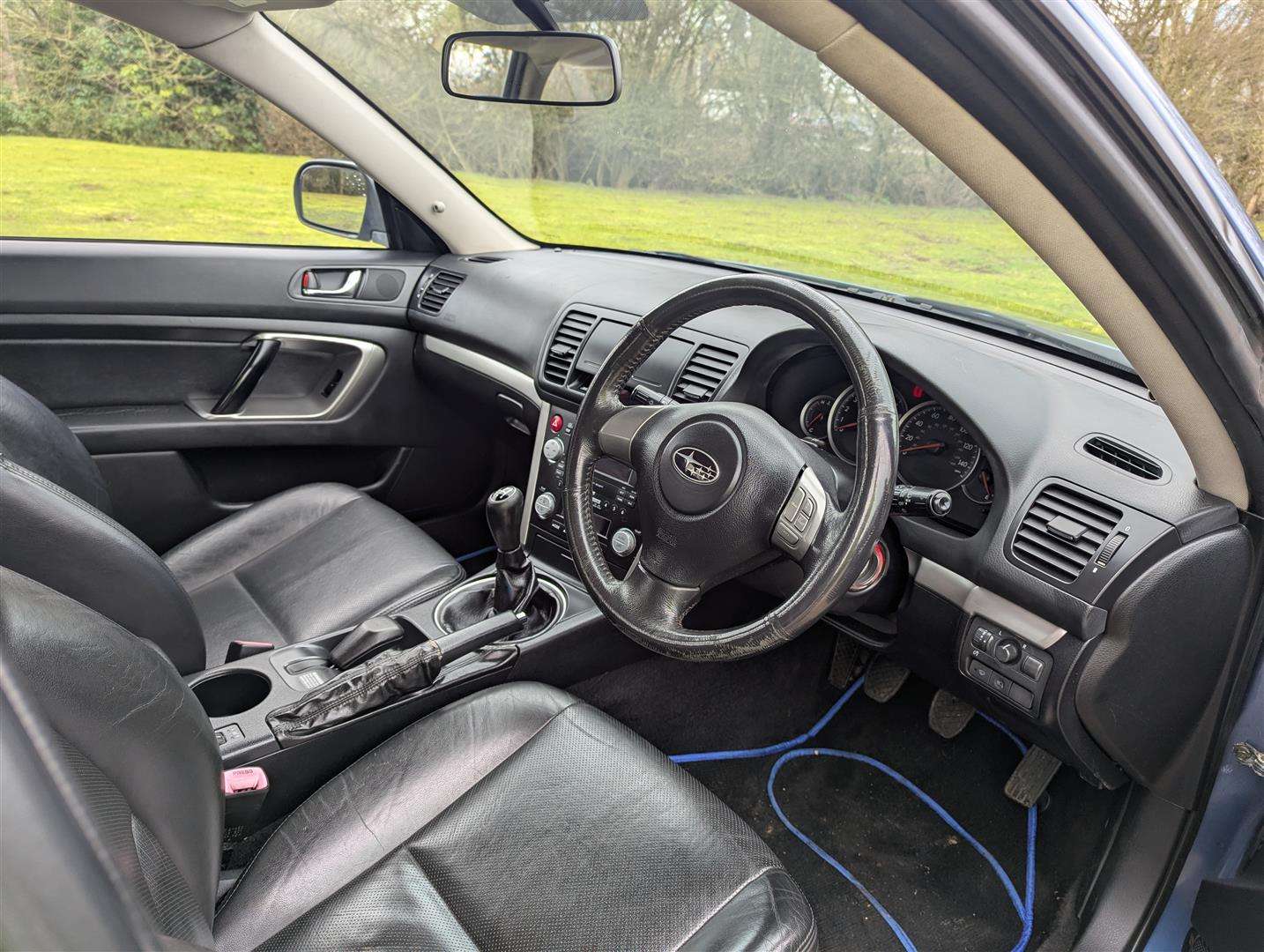 <p>2006 SUBARU LEGACY RE</p>