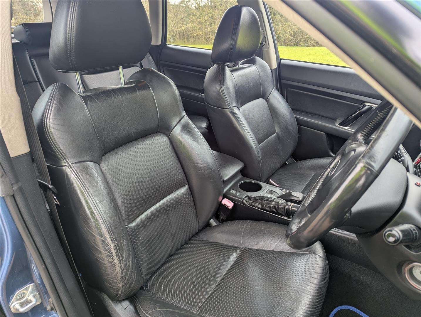 <p>2006 SUBARU LEGACY RE</p>